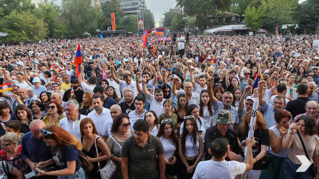 Ընդդիմությունը պետք է օգտագործի արտաքին ուժերի միջև եղած տարաձայնությունները