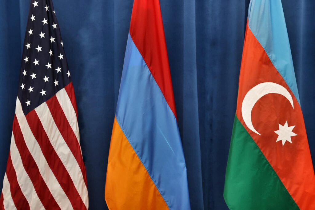 Աշխարհաքաղաքական խաչմերուկում. վաշինգտոնյան հանդիպման խորքային խաղը