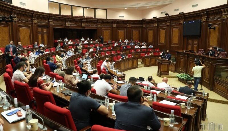 Մանդատներից հրաժարվելը կարող է հանգեցնել ամբողջությամբ պրոիշխանական ԱԺ-ի ձևավորմանը
