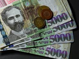 ԵԱԶԲ-ն 2026 թվականին ակնկալում է դրամի ամուր փոխարժեքի պահպանում՝ միջինը 376 դրամ/դոլար