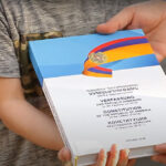 Սահմանադրական բարեփոխումների գործընթացը մտնում է նոր փուլ․ նոր Սահմանադրության նախագծի ամբողջական տեքստը պատրաստ է, և հաջորդ քայլը դրա հրապարակումն ու լայն հանրային քննարկումների կազմակերպումն է։ Այս մասին լրագրողների հետ զրույցում հայտնել է արդարադատության նախարար Սրբուհի Գալյանը։