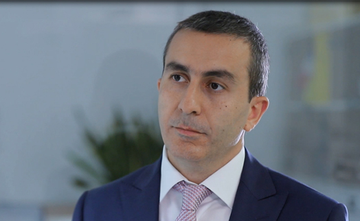 Amundi-Acba Asset Management-ի գլխավոր ներդրումային տնօրեն, զարգացման գծով տնօրենի տեղակալ Հրայր Ասլանյան